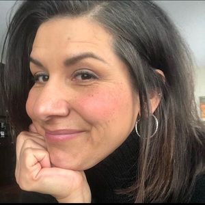 Meet your Posher, Marcela